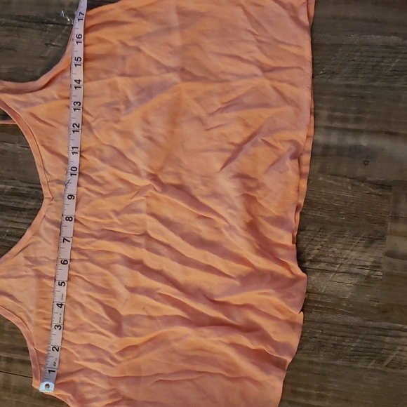 Flowy crop tank - Picture 2 of 3